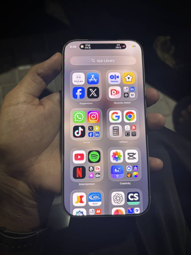Apple iPhone 17 Pro Max 8