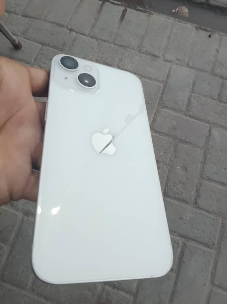 Apple iPhone 14 4