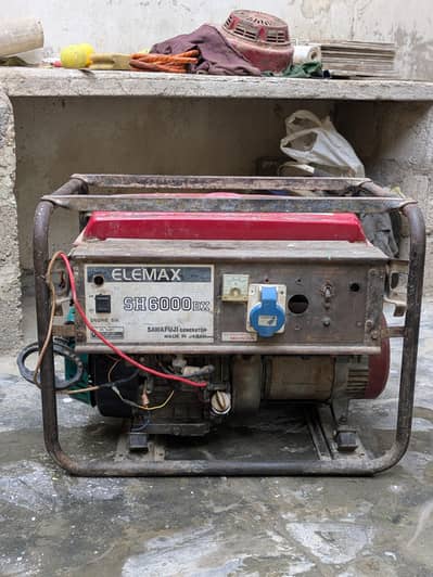 original gass 5kw Honda generator original Honda running condition Mai