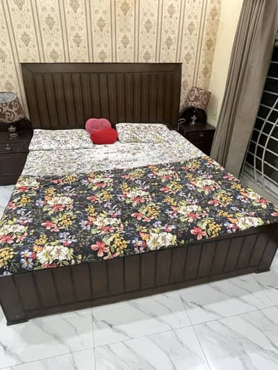 Double Bed with side tables KING SIZE