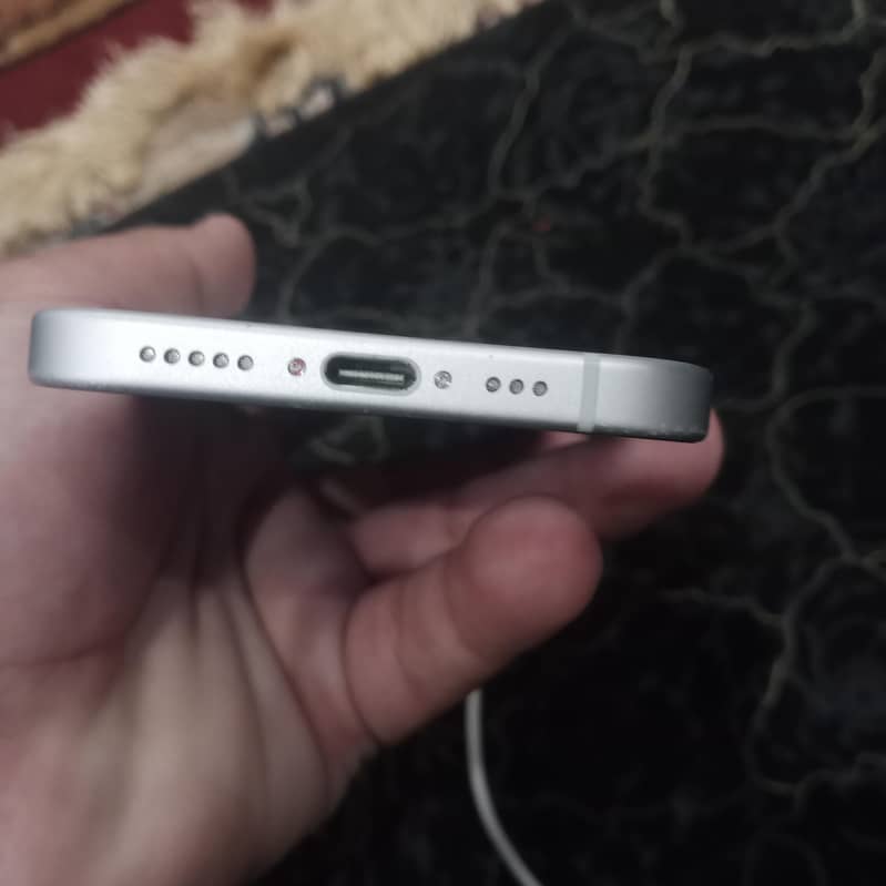 Apple iPhone 15 1
