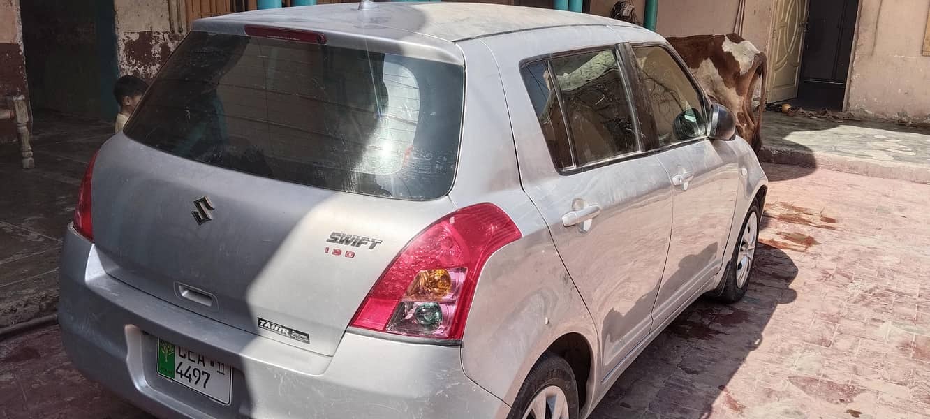 Suzuki Swift 2011 1