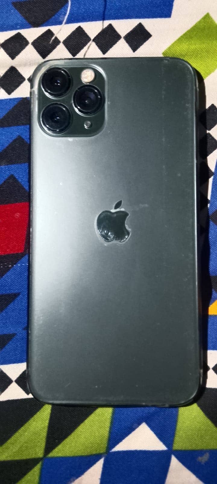 Apple iPhone 11 Pro 4