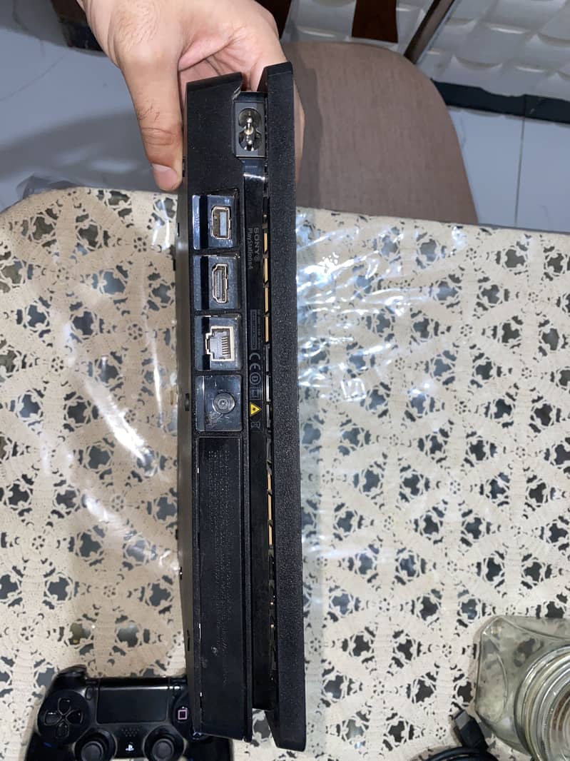 Playstation 4 Slim 2