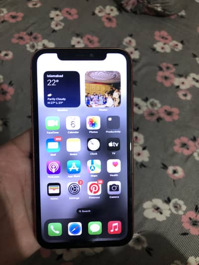 Apple iPhone 11