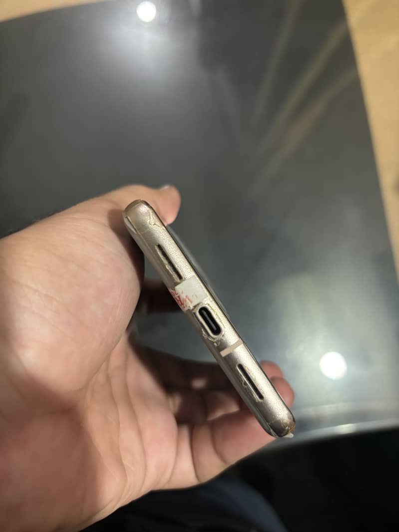 Google Pixel 7 Pro 4