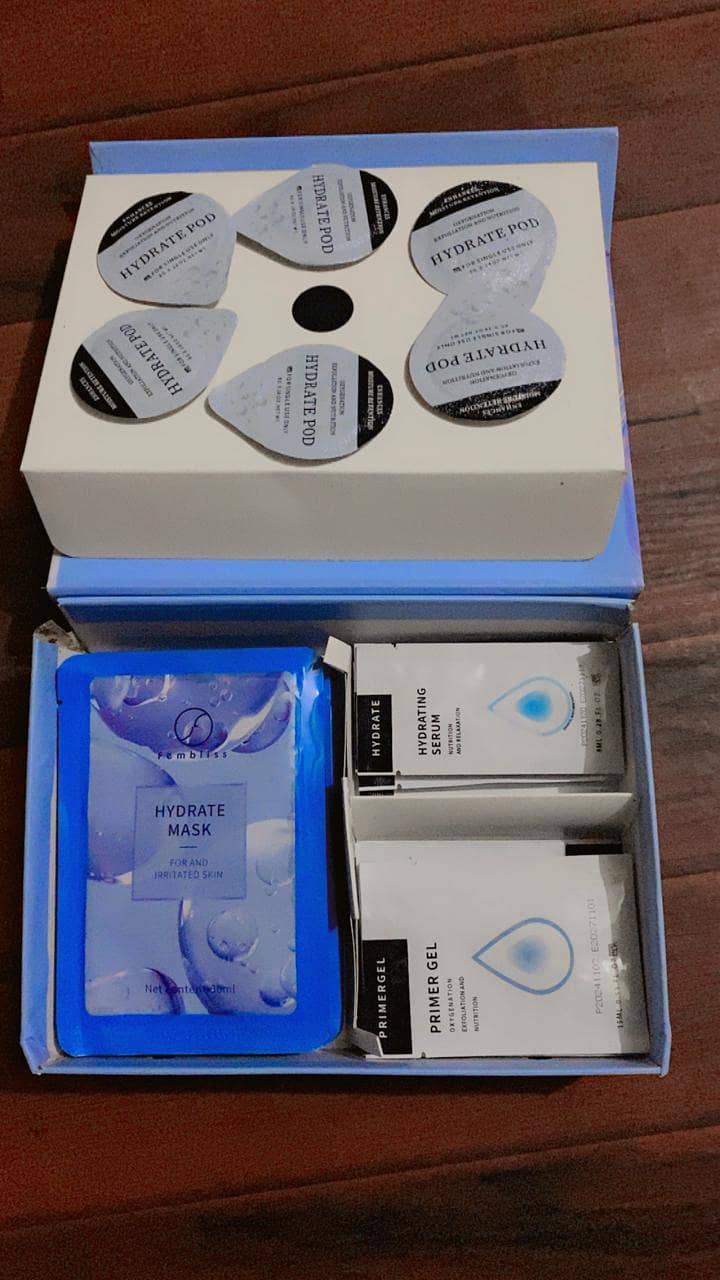 facial set available 3