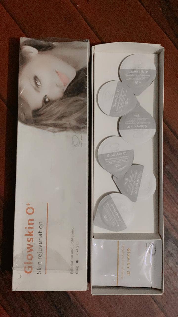 facial set available 6