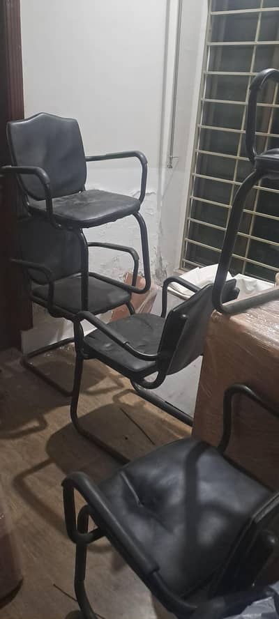8 Office Chairs for sale