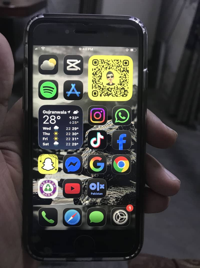 Iphone s e 2020 0