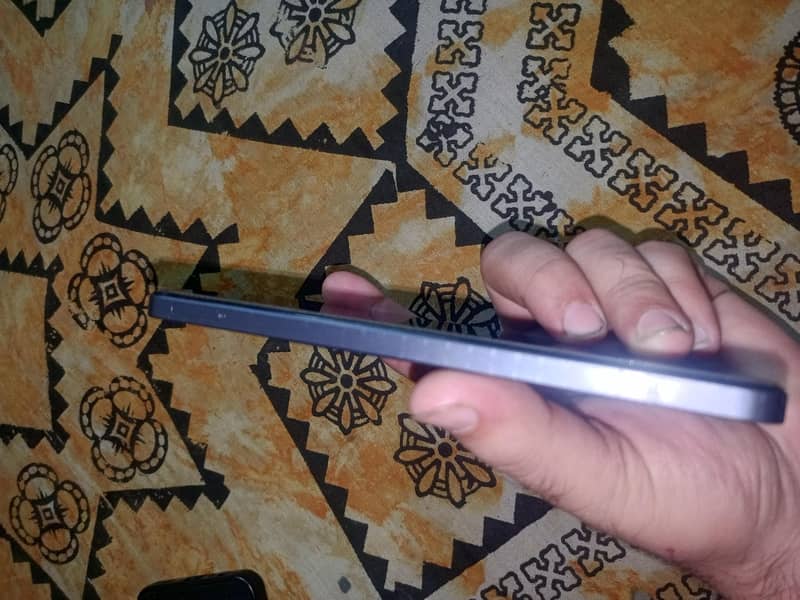 Realme Note 60x 3