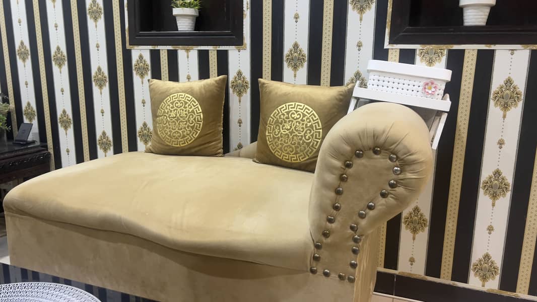 Designer Sofa 1