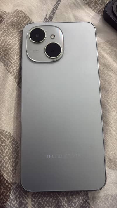 TECNO SPARK 40C