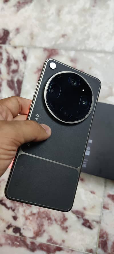 Oppo Find X9 Ultra 16GB RAM / 512GB Storage