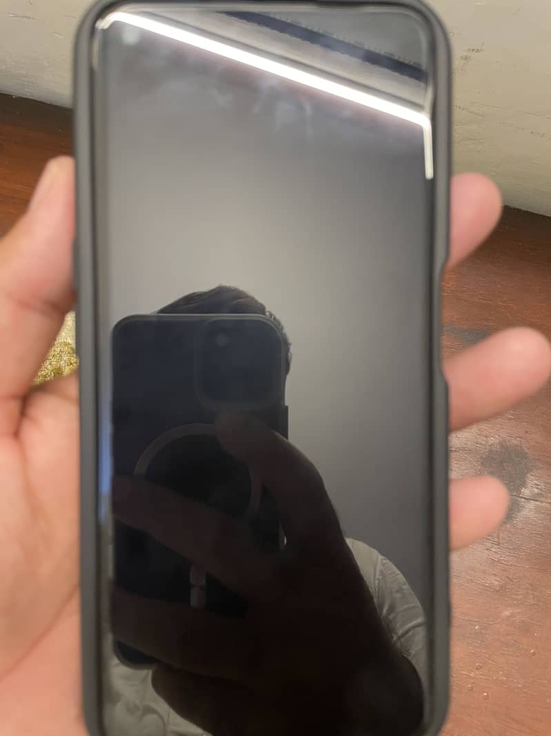 OPPO A76 1