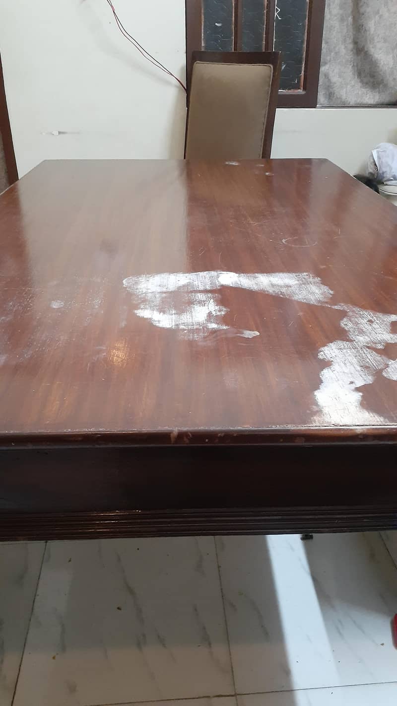 dinning table 0