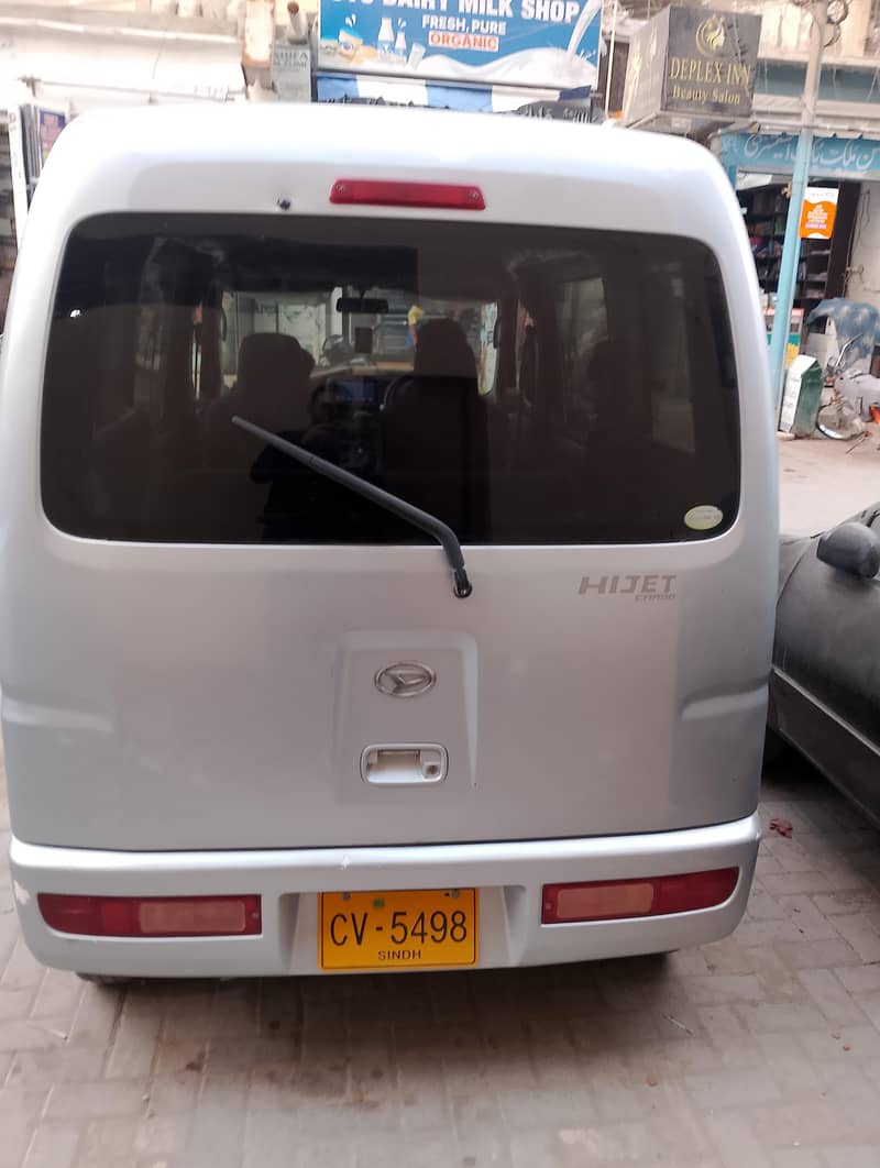Hijet 9