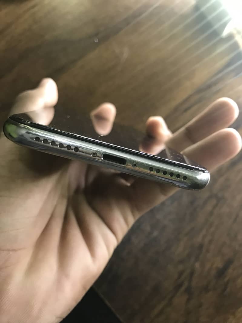 Apple iPhone X 2