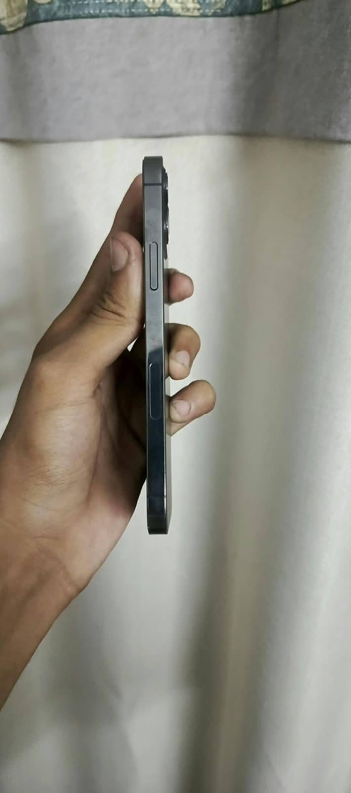 Apple iPhone 12 Pro 3