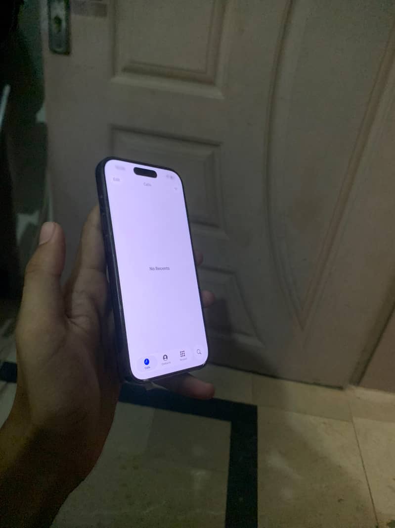 Apple iPhone 15 Pro exchange possible with i phone 1