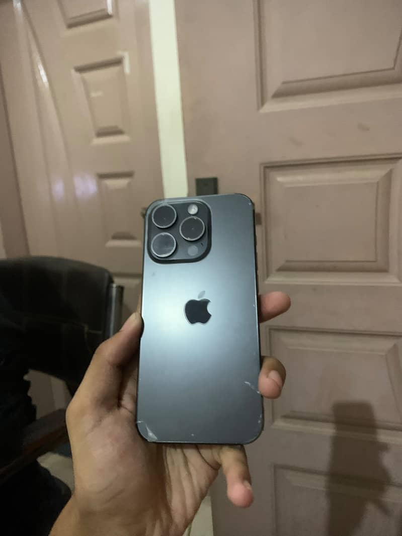 Apple iPhone 15 Pro exchange possible with i phone 4