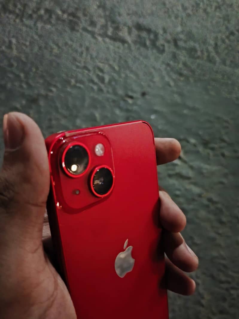 Apple iPhone 14 3