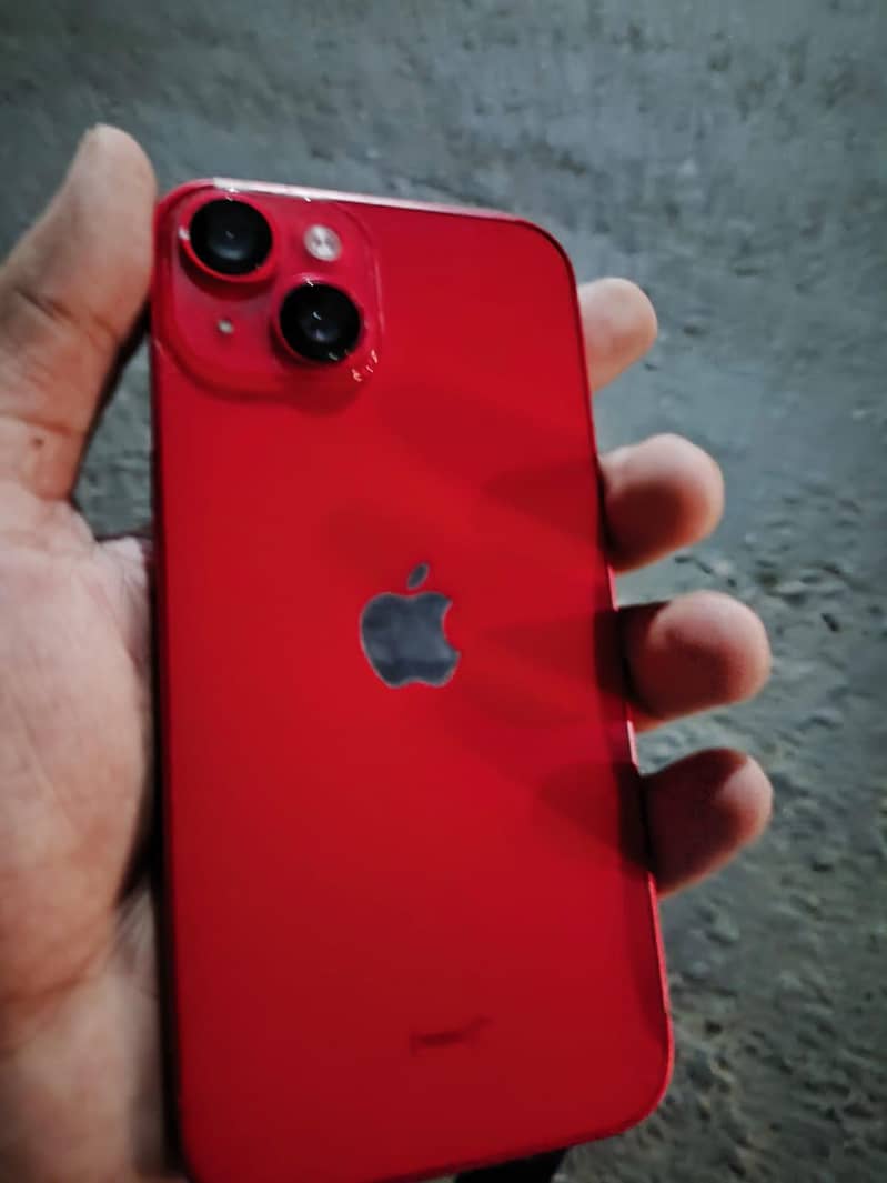 Apple iPhone 14 4