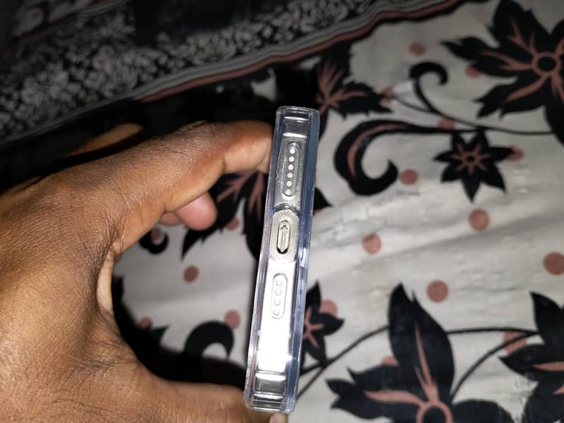 Apple iPhone 15 Pro Max 3