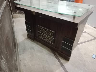 Reception counter table with glass 12mm