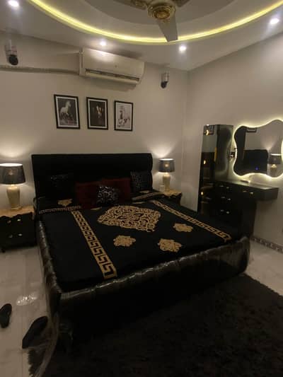 Daily Basis Apartment & Rooms Per day Perweek Short stay Available in E-11 Islamabad