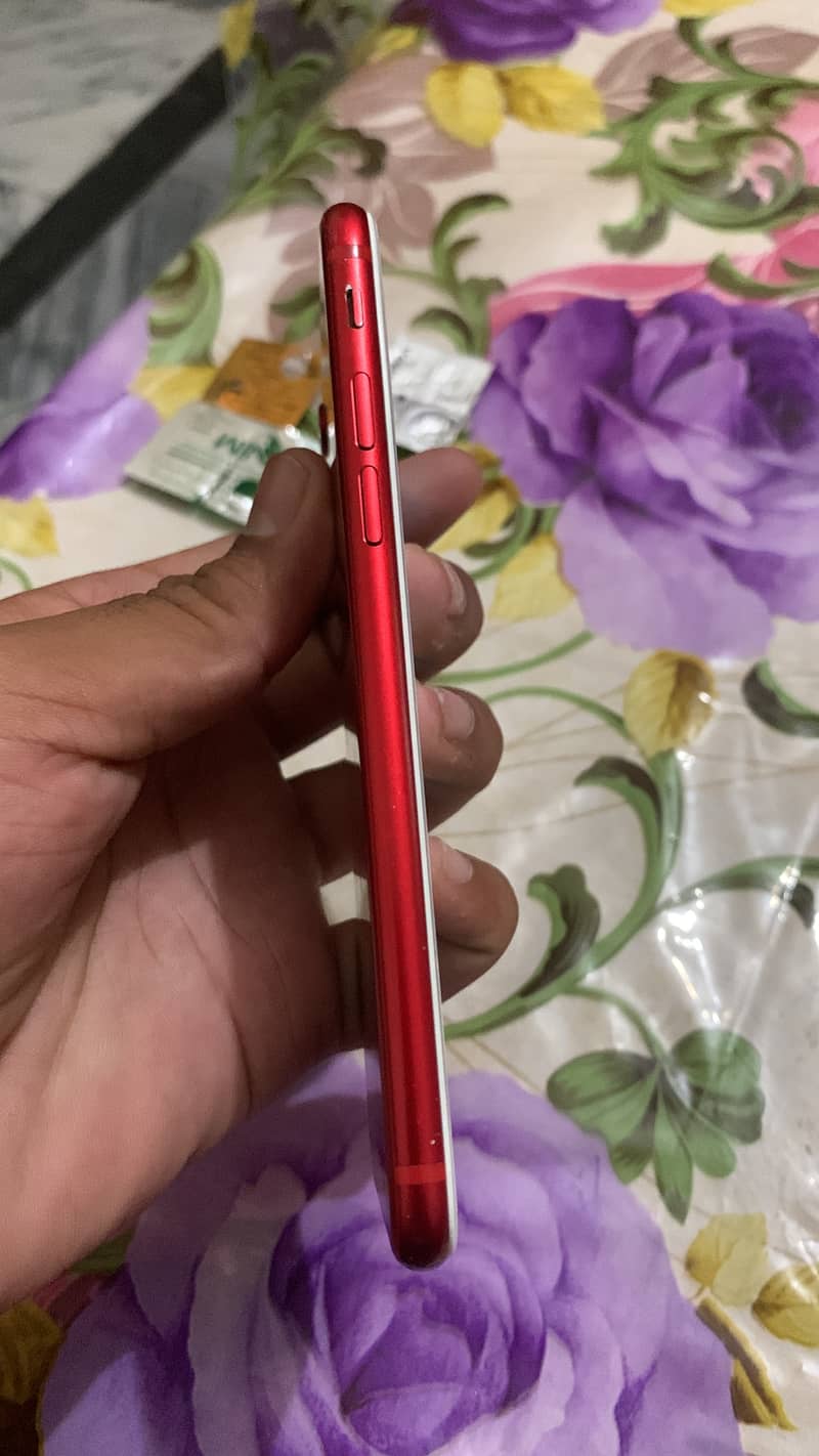 Apple iPhone 8 0