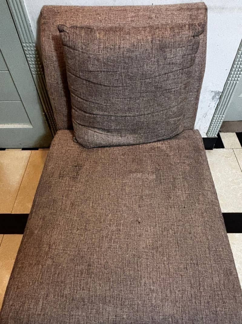 L-Shape sofa set with center table 3