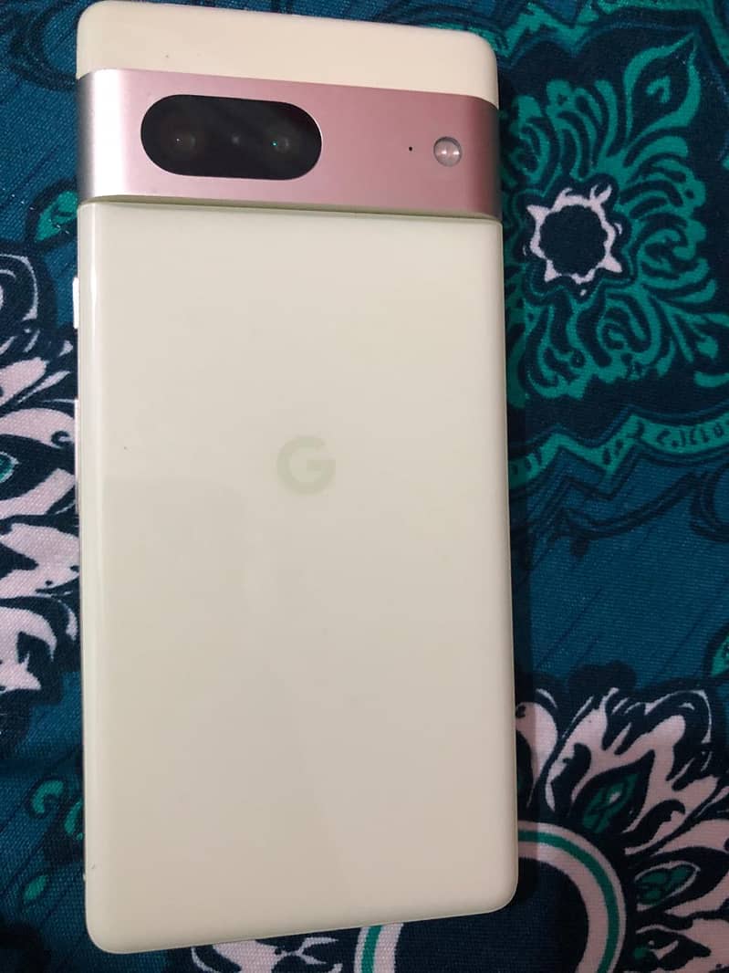 Google Pixel 7 5