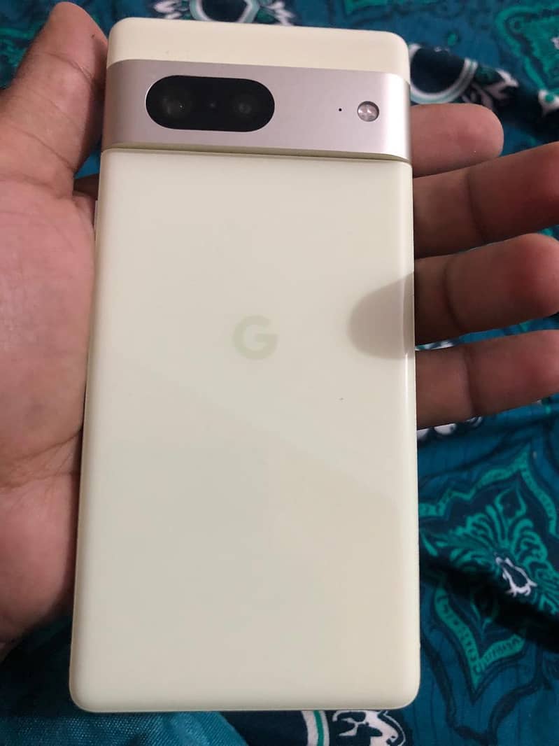 Google Pixel 7 9