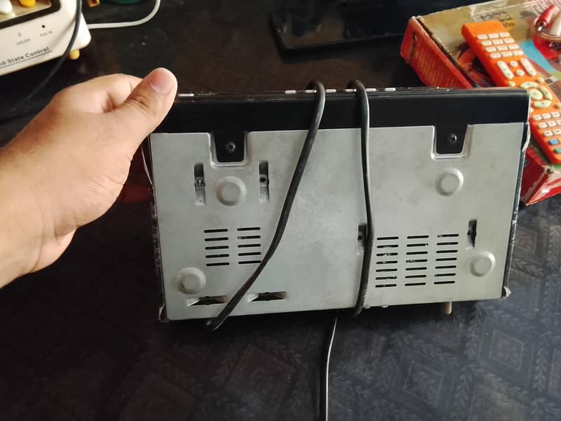Dish with receiver 5