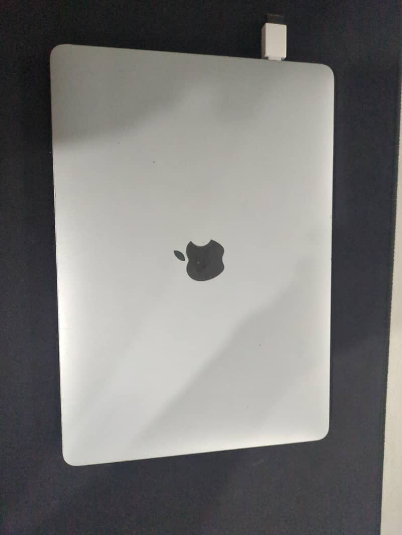 MacBook pro 2018 0