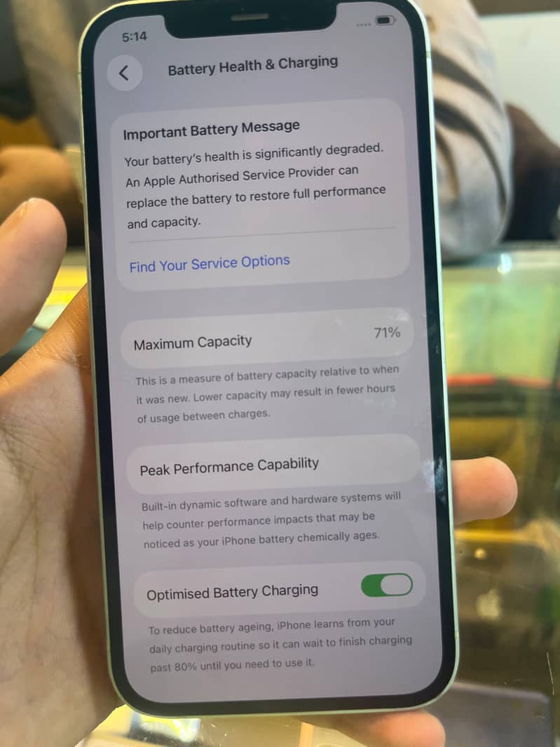 Apple iPhone 12 6