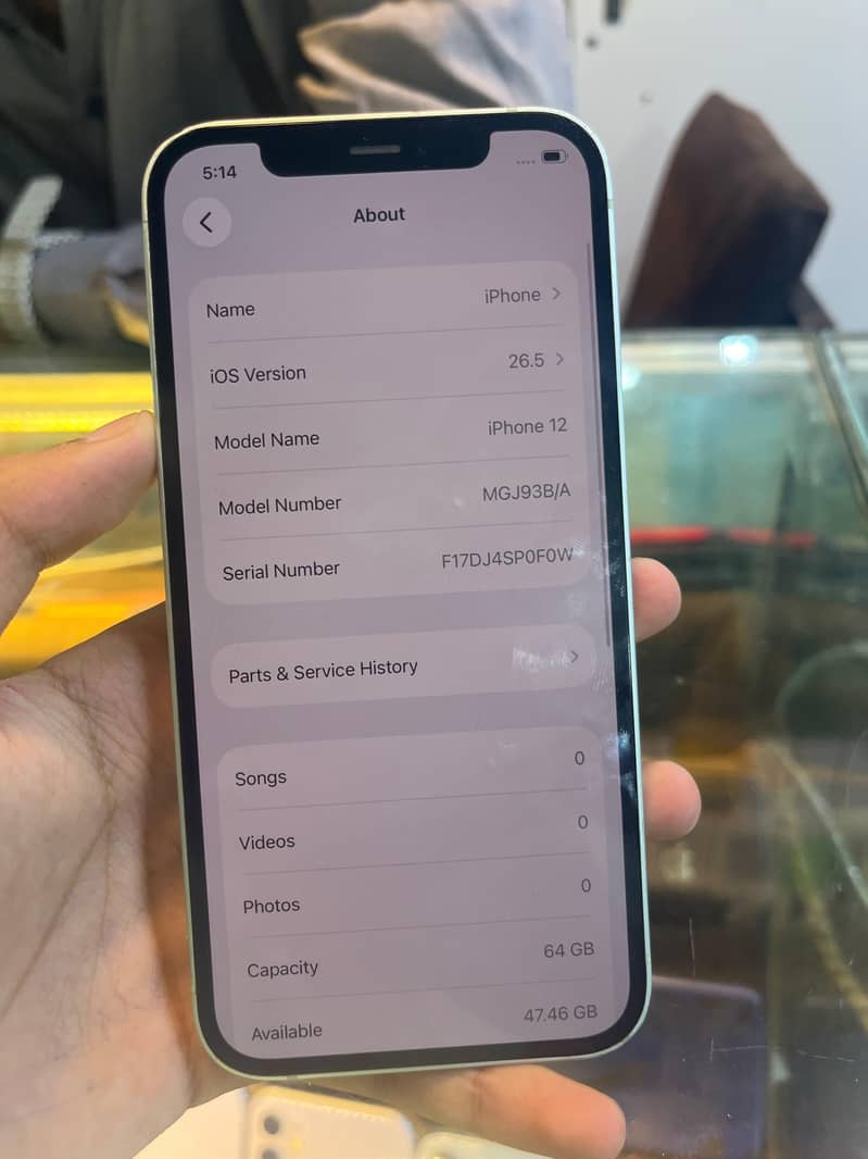 Apple iPhone 12 7