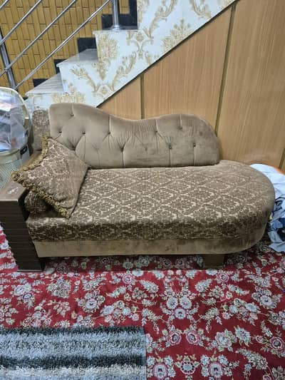 Sethi (Sofa)
