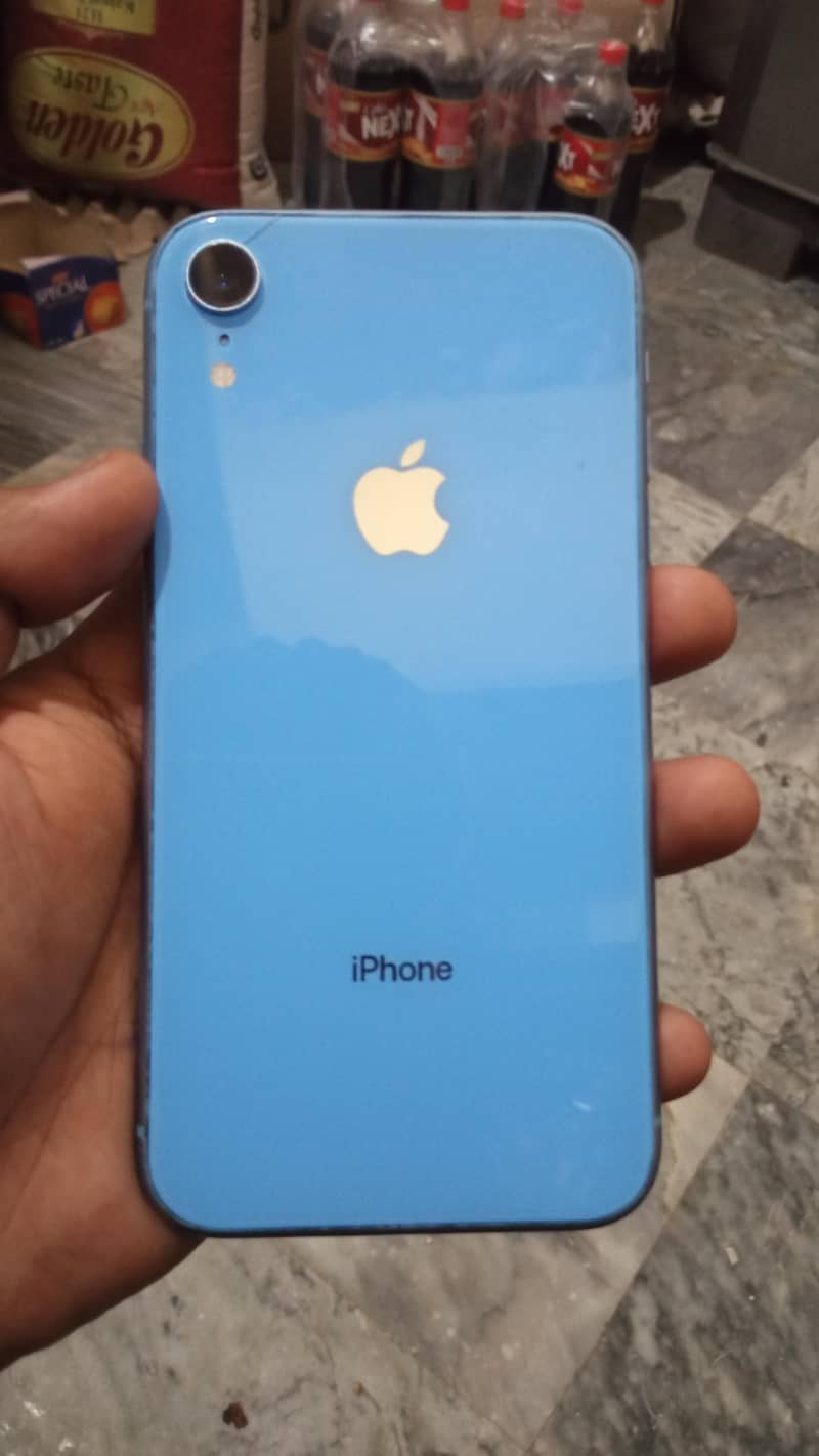 Apple iPhone XR 1