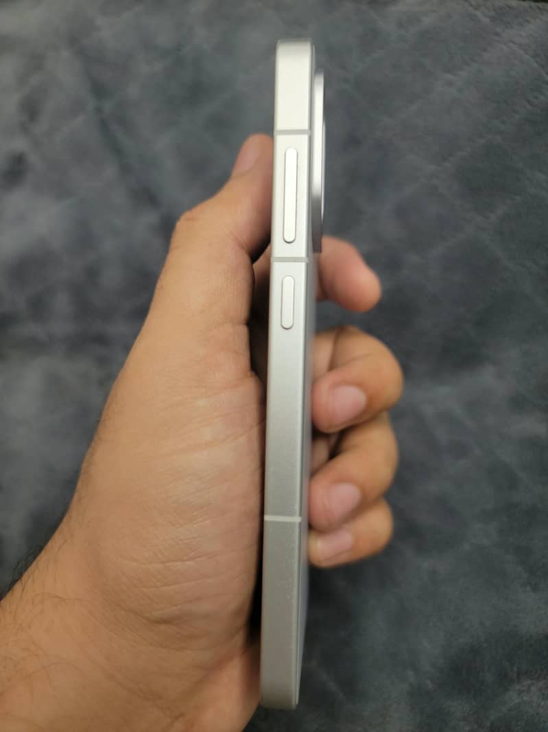 One Plus 13s 1