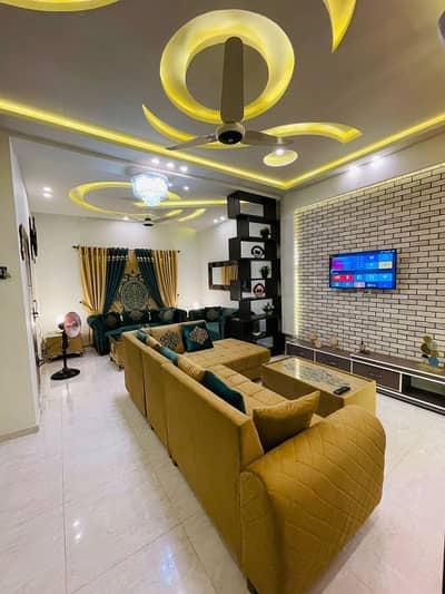 (Z) 5 Marla Luxurious Furnished House Available For Rent In Bahria Town Phase 8