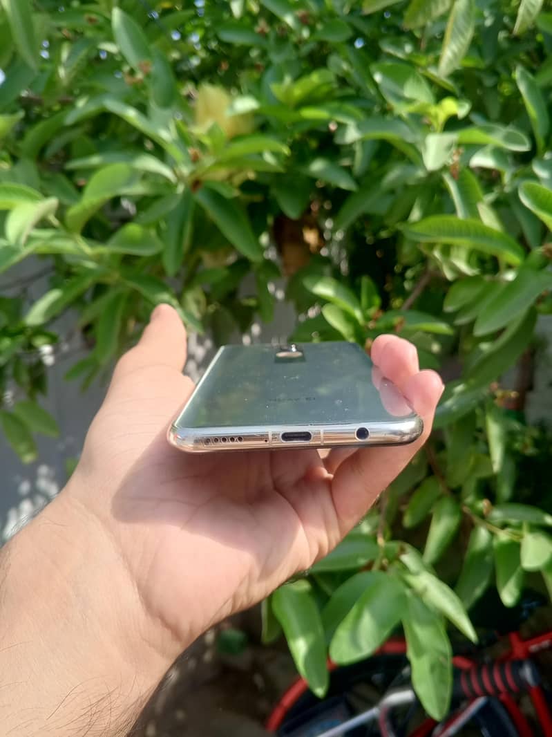 Huawei Mate 20 Lite 1