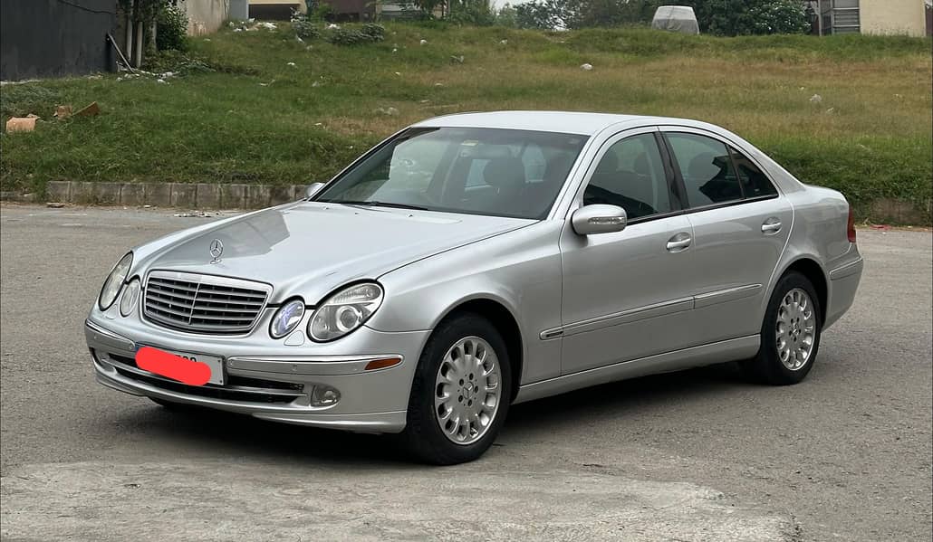 Mercedes E Class 2004 1
