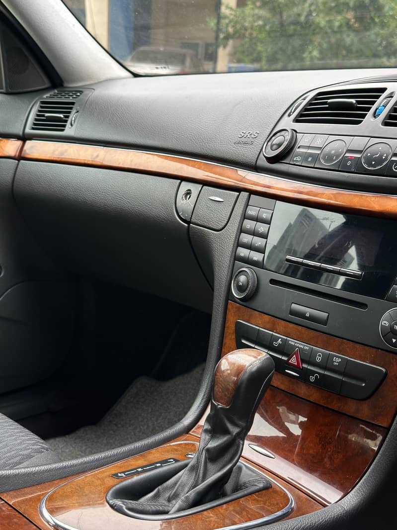 Mercedes E Class 2004 6