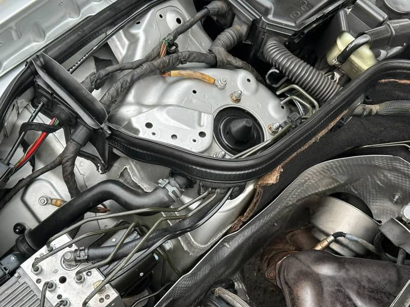 Mercedes E Class 2004 18