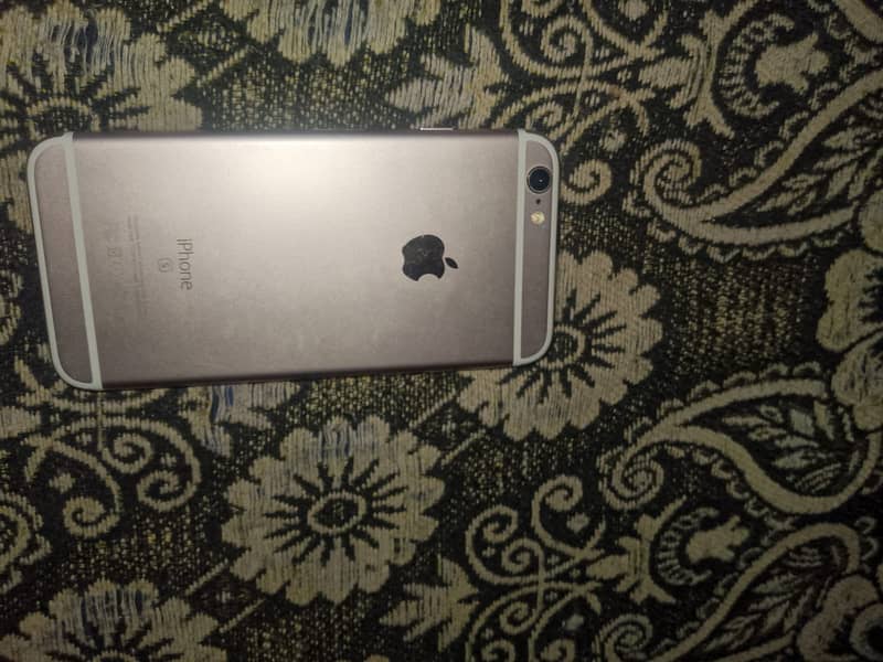 Apple iPhone 6S 0