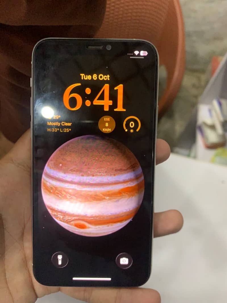 Apple iPhone 11 Pro 4