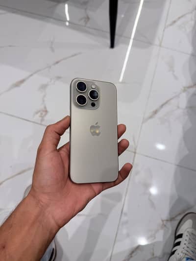 Apple iPhone 15 Pro