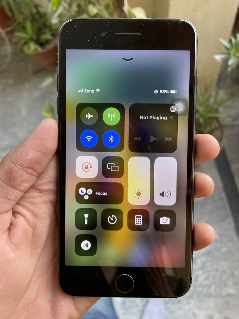 Apple iPhone 7 Plus 6